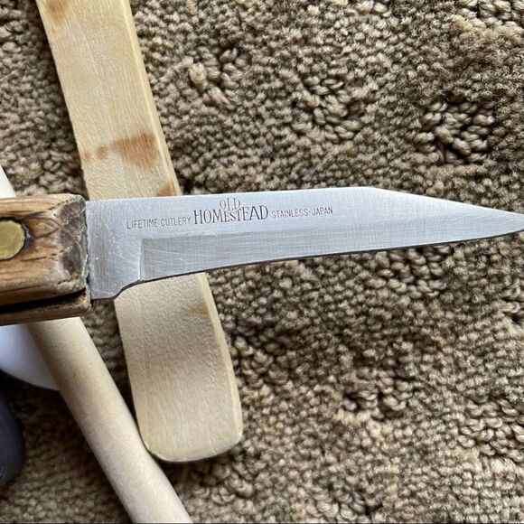 Bundle of Vintage and Modern Kitchen Utensils - Picture 8 of 11